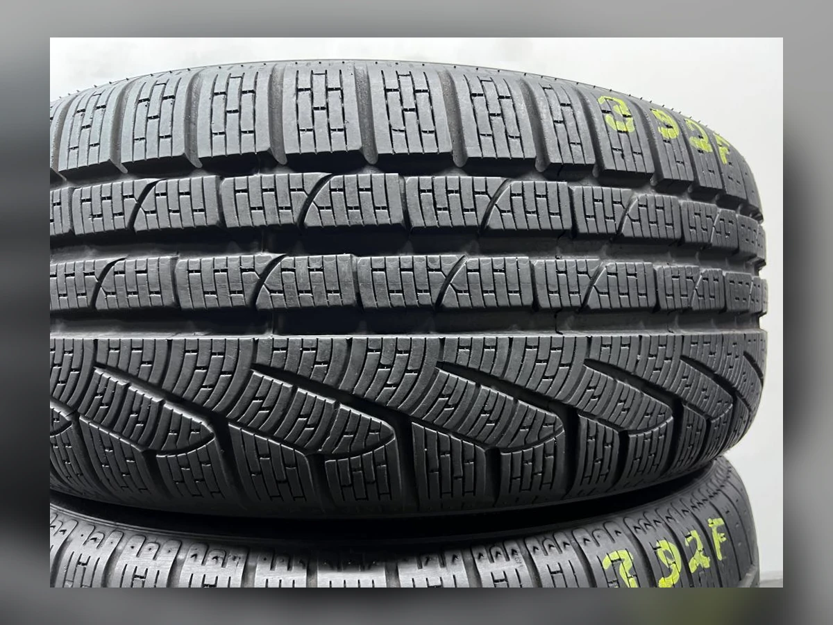 Pirelli — Pirelli 225/45 R18 — 225/45 R18