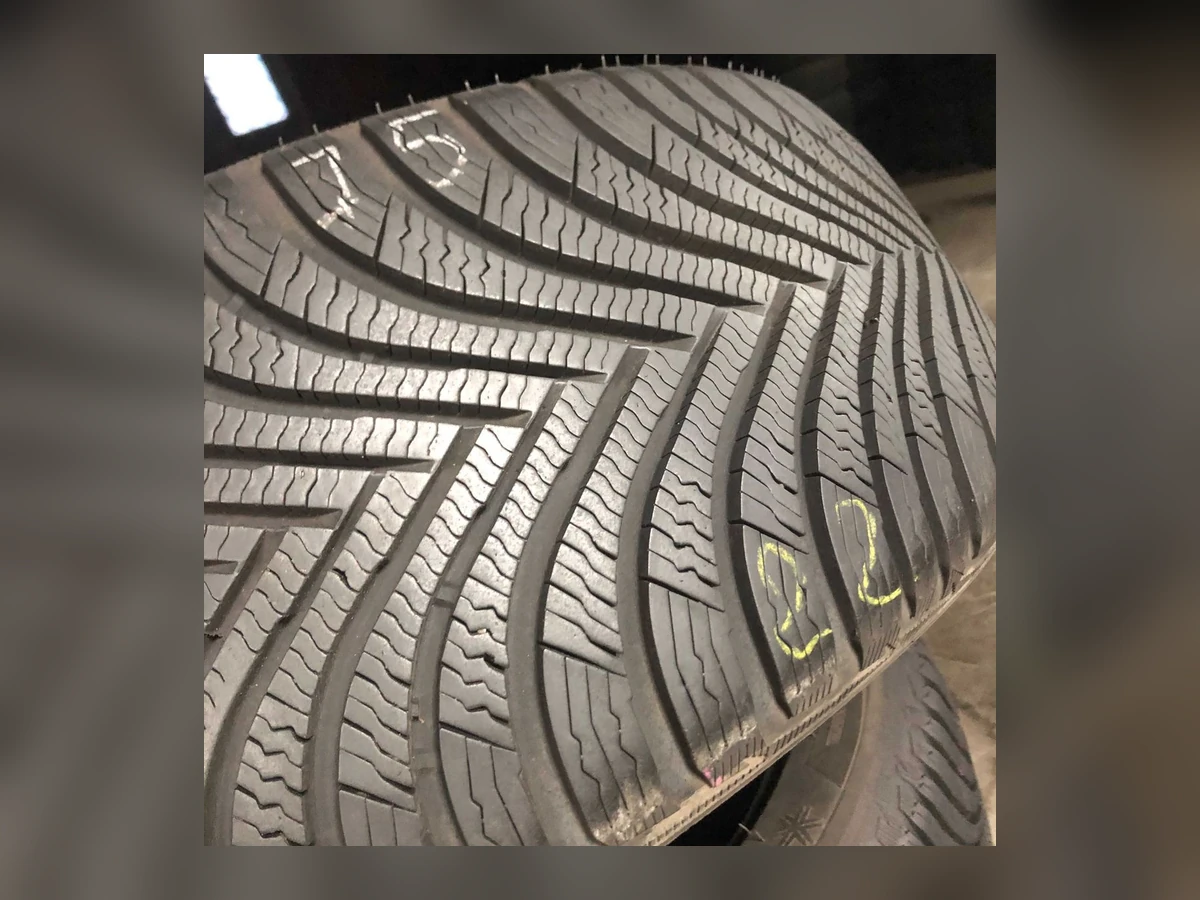 Michelin — Michelin 215/55 R17 — 215/55 R17