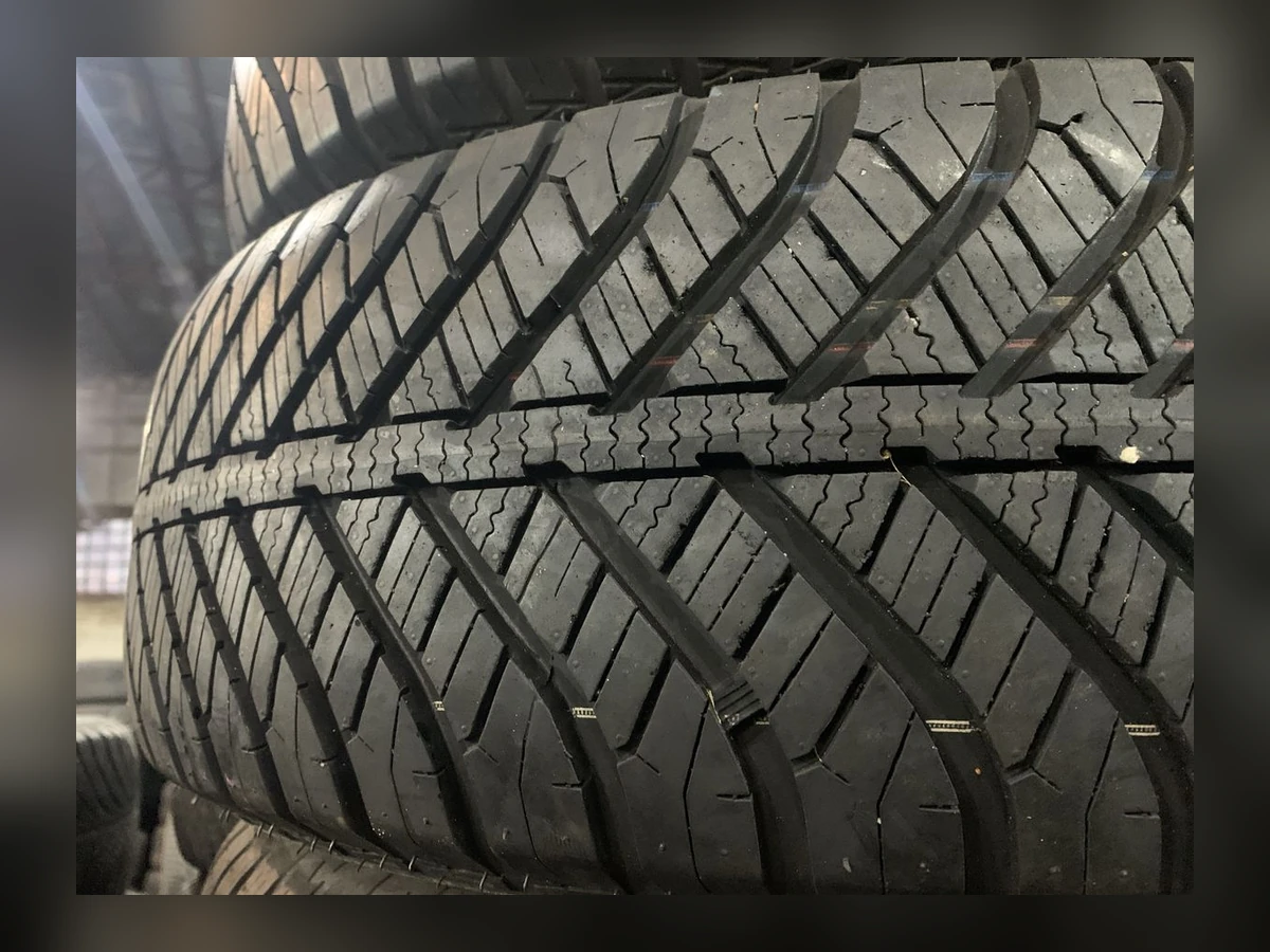 Goodyear — Goodyear 215/60 R17 — 215/60 R17