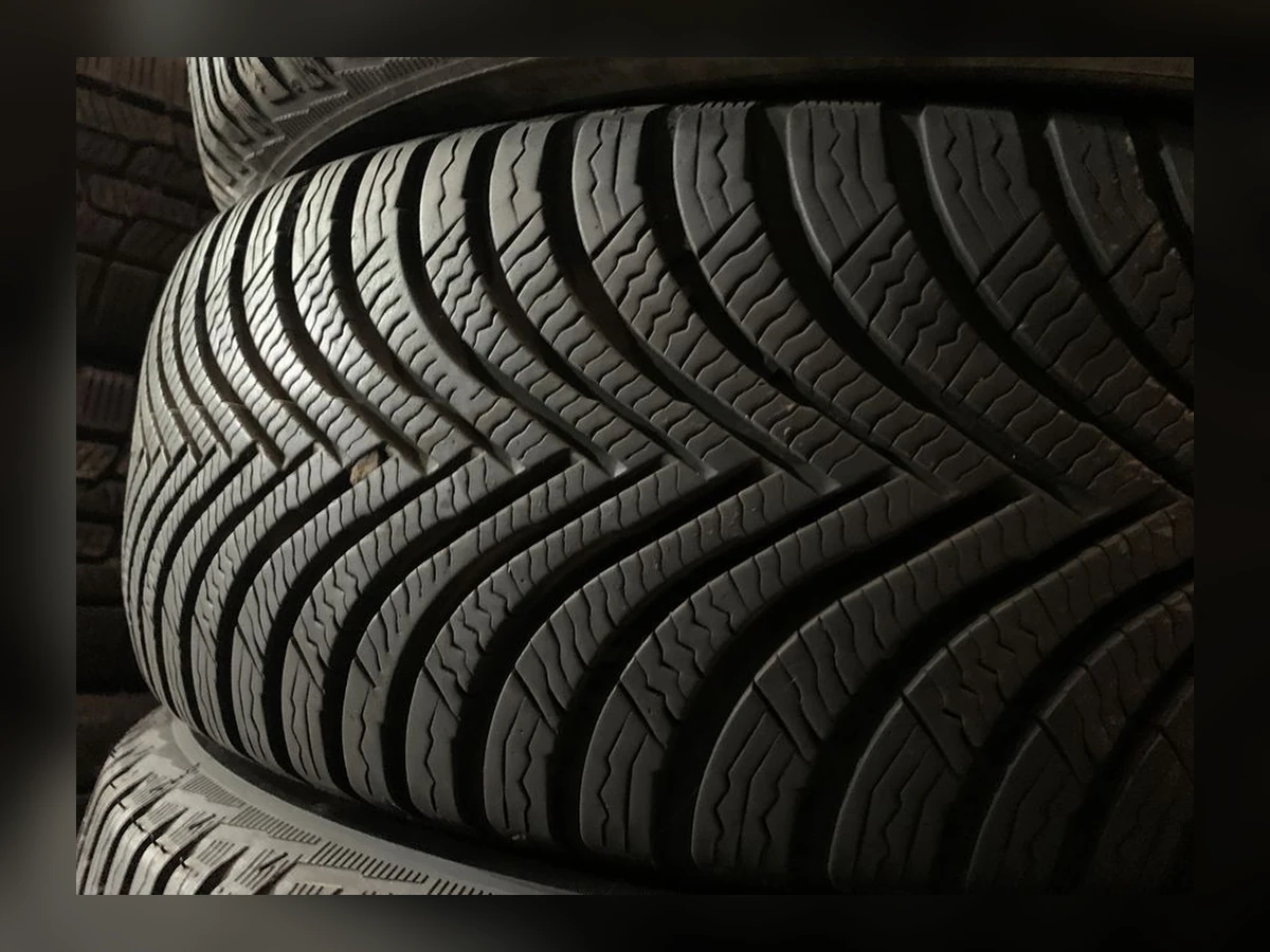 Michelin — Michelin 215/55 R17 — 215/55 R17