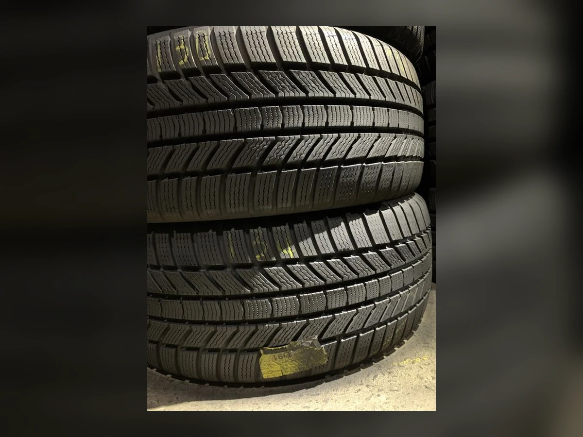 Continental — 215/55 R17 — Continental 215/55 R17 Зима (липучка) 4 шт (Комплект) — 4.0