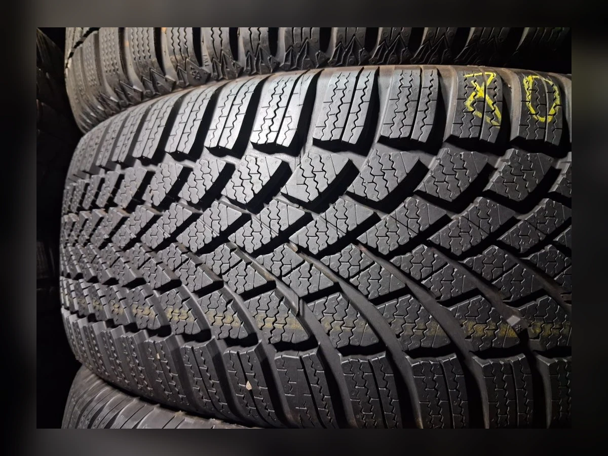 Bridgestone — Bridgestone 215/55 R17 — 215/55 R17