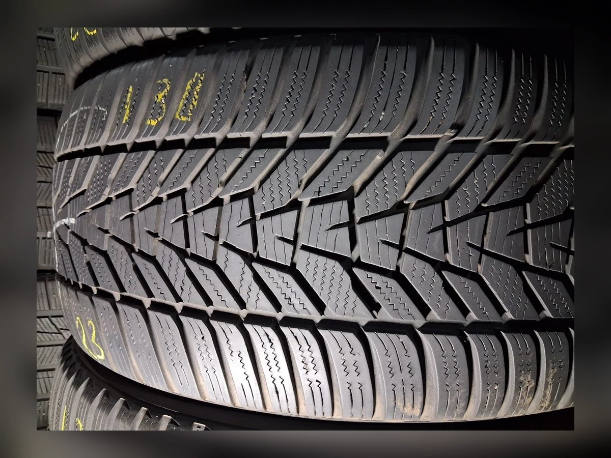 Michelin — Michelin 255/40 R20 — 255/40 R20