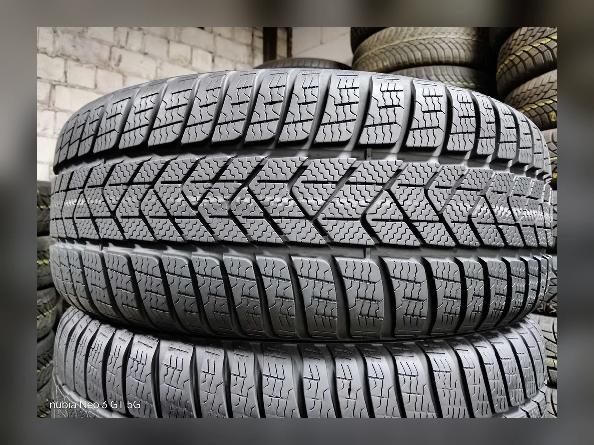 Pirelli — Pirelli 225/50 R17 — 225/50 R17
