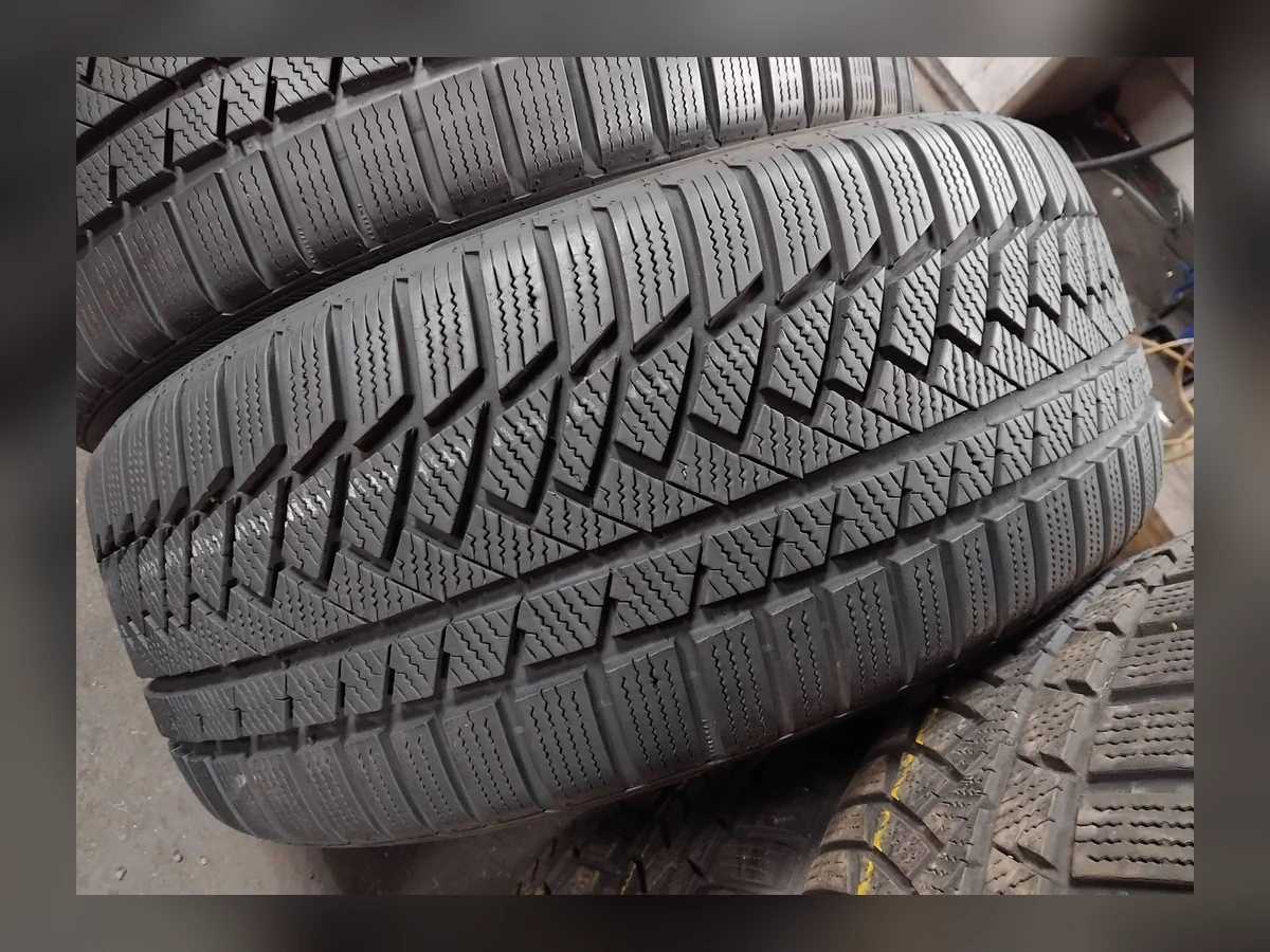 Continental — Continental 235/45 R18 — 235/45 R18