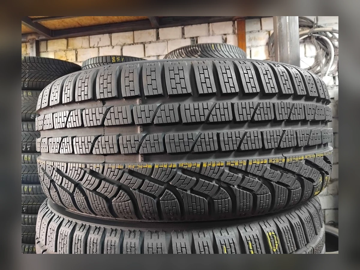 Pirelli — Pirelli 235/45 R18 — 235/45 R18