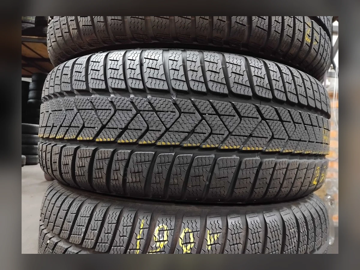Pirelli — Pirelli 245/45 R18 — 245/45 R18
