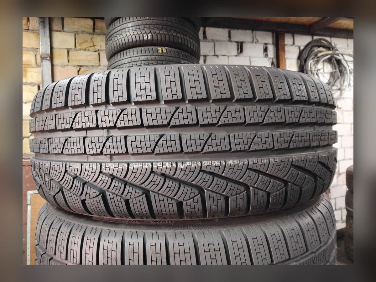 Pirelli — Pirelli 235/55 R18 — 235/55 R18