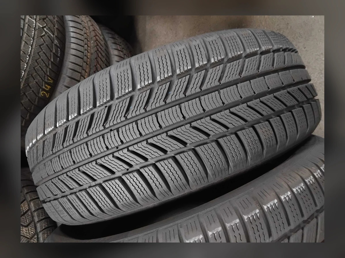 Continental — Continental 235/55 R19 — 235/55 R19