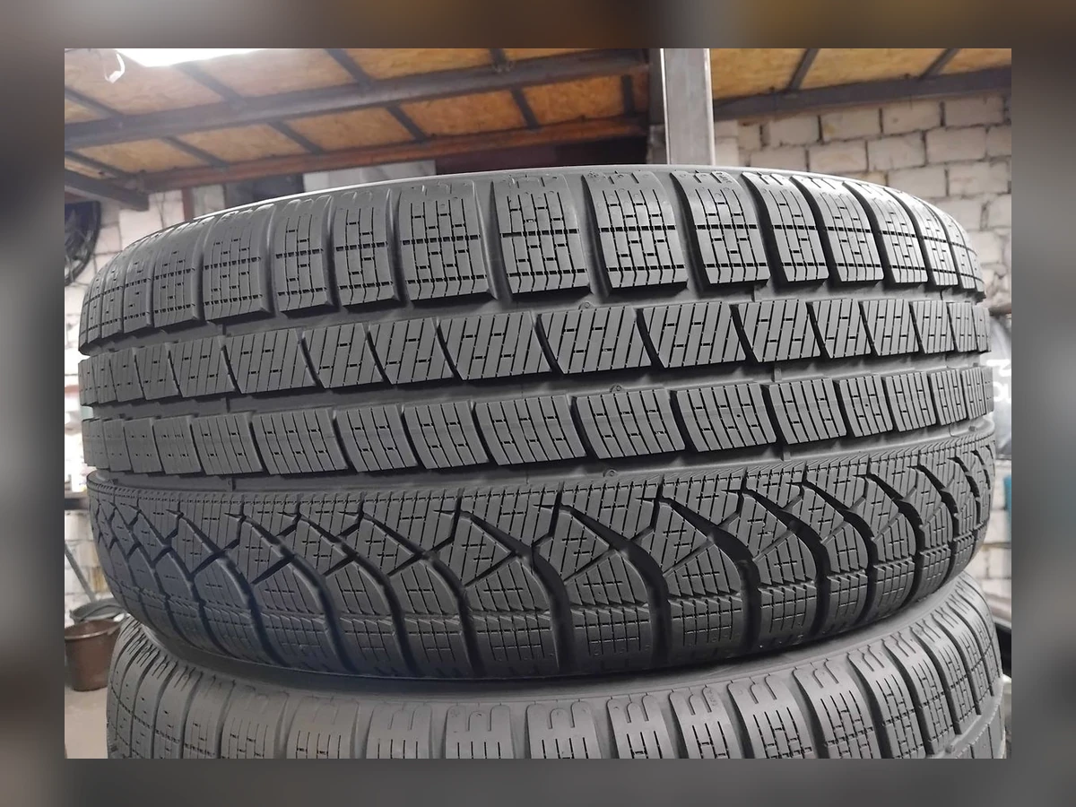 Pirelli — Pirelli 245/45 R19 — 245/45 R19