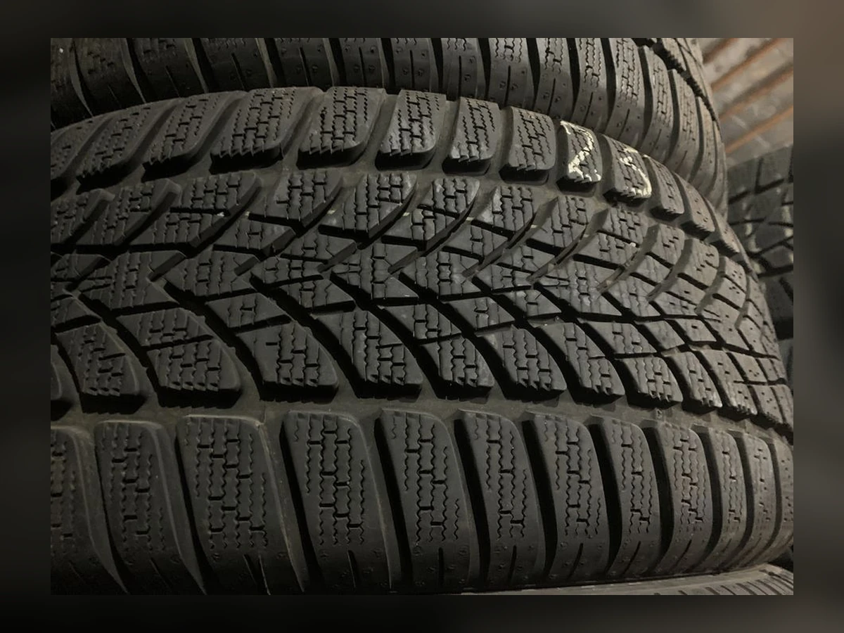 Dunlop — Dunlop 225/50 R17 — 225/50 R17