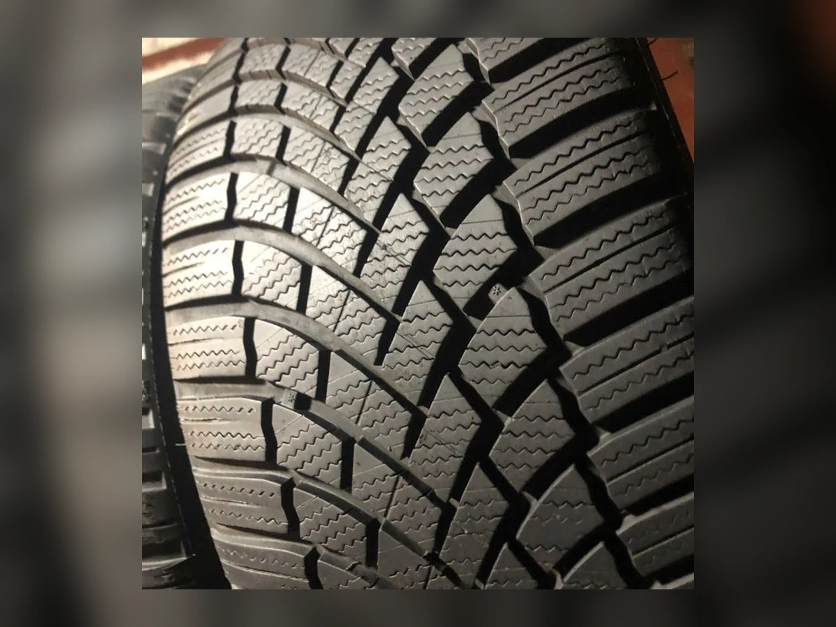 Bridgestone — Bridgestone 225/40 R18 — 225/40 R18
