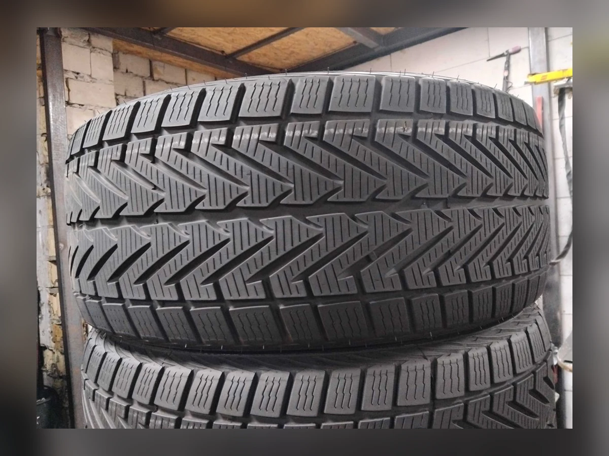 Vredestein — Vredestein 245/40 R18 — 245/40 R18
