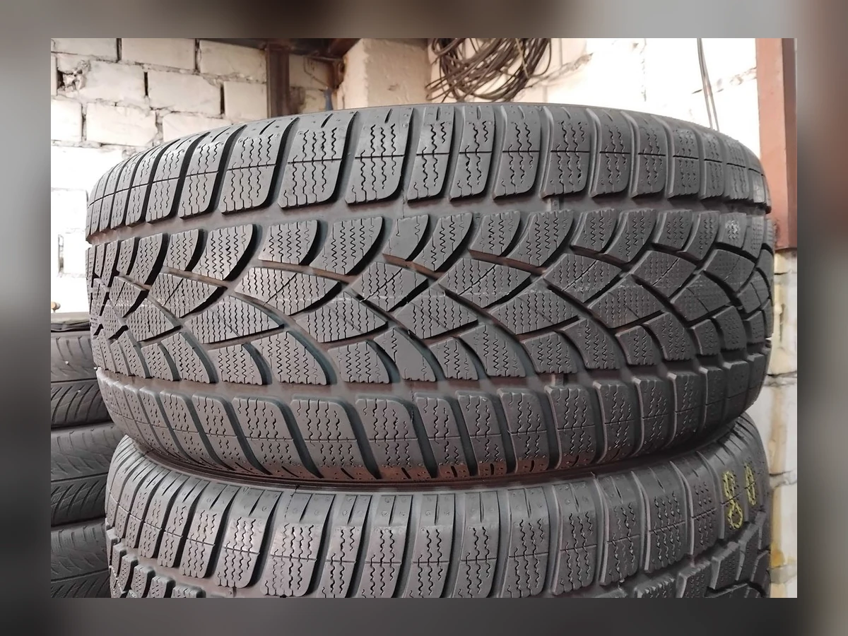 Dunlop — Dunlop 245/45 R19 — 245/45 R19