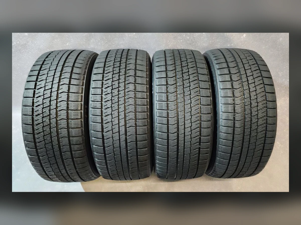 Bridgestone — Bridgestone 245/40 R18 — 245/40 R18