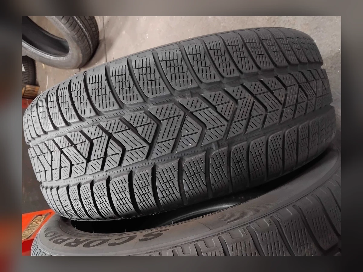 Pirelli — Pirelli 235/50 R19 — 235/50 R19