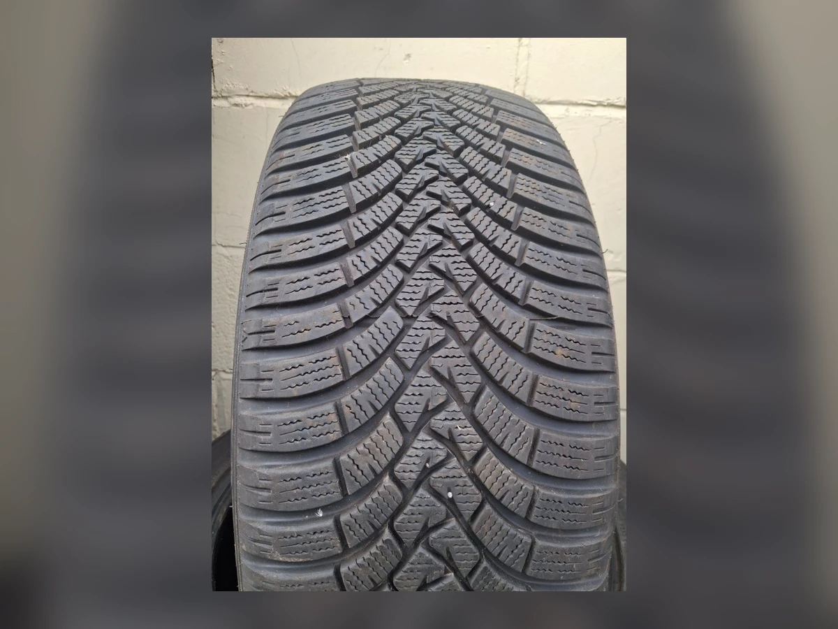 Michelin — Michelin 235/45 R18 — 235/45 R18
