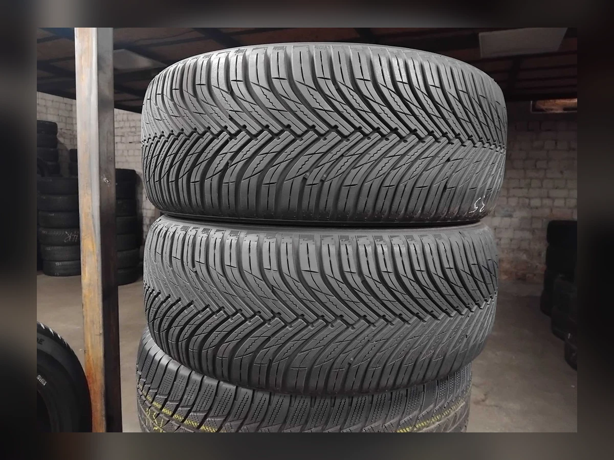 Maxxis — Maxxis 225/50 R18 — 225/50 R18