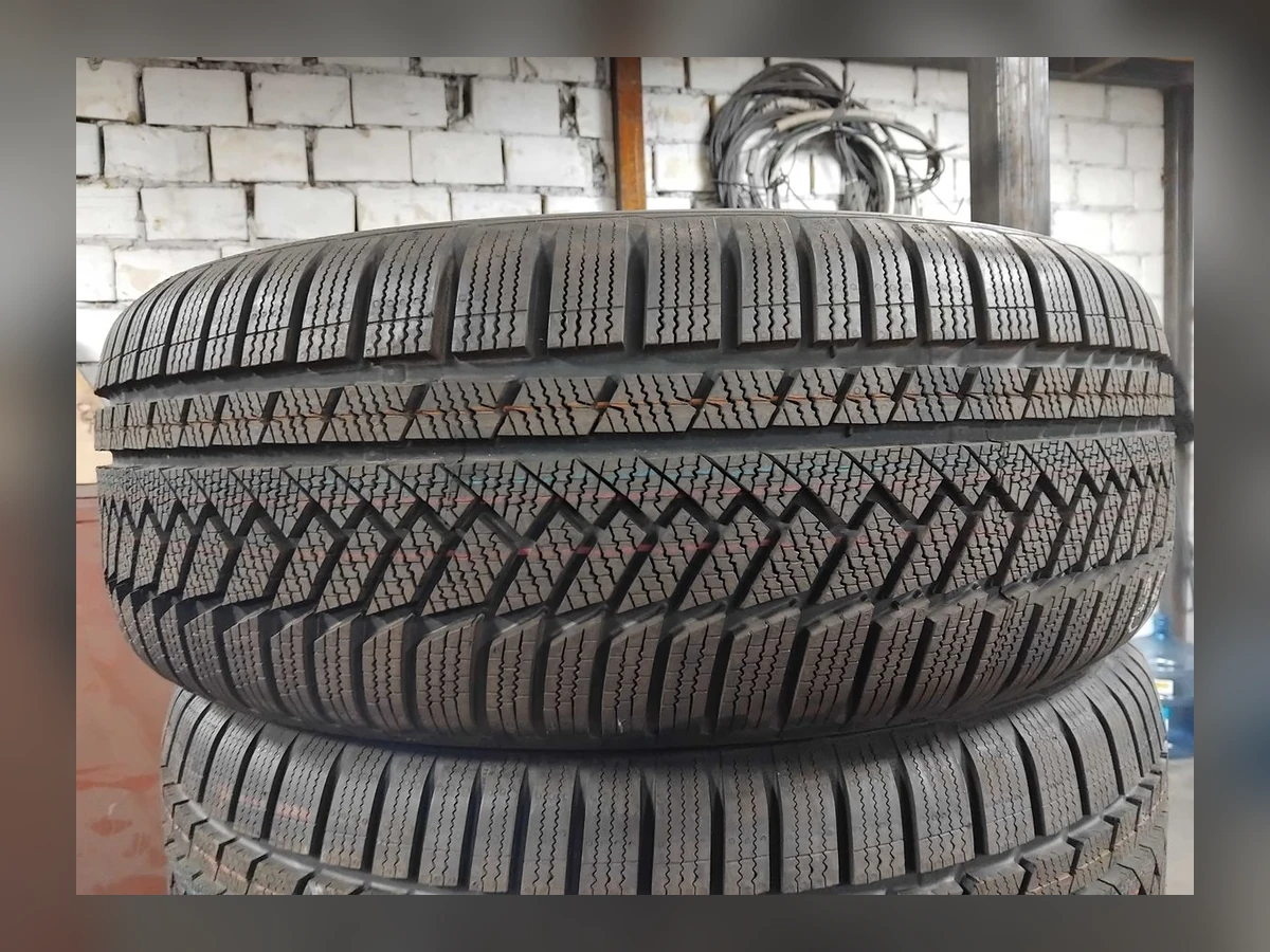 Continental — Continental 235/55 R19 — 235/55 R19