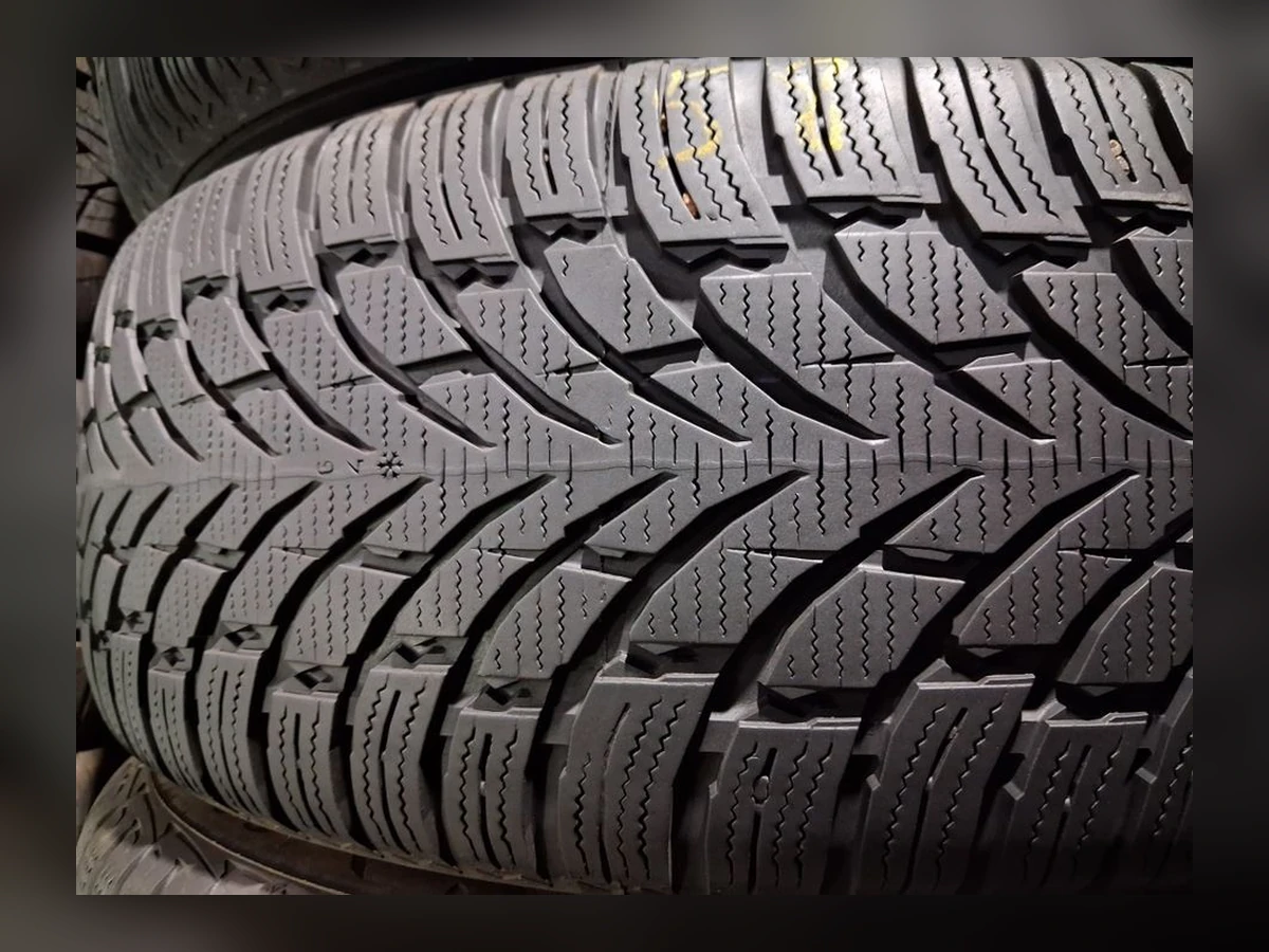 Nokian — Nokian 255/50 R19 — 255/50 R19