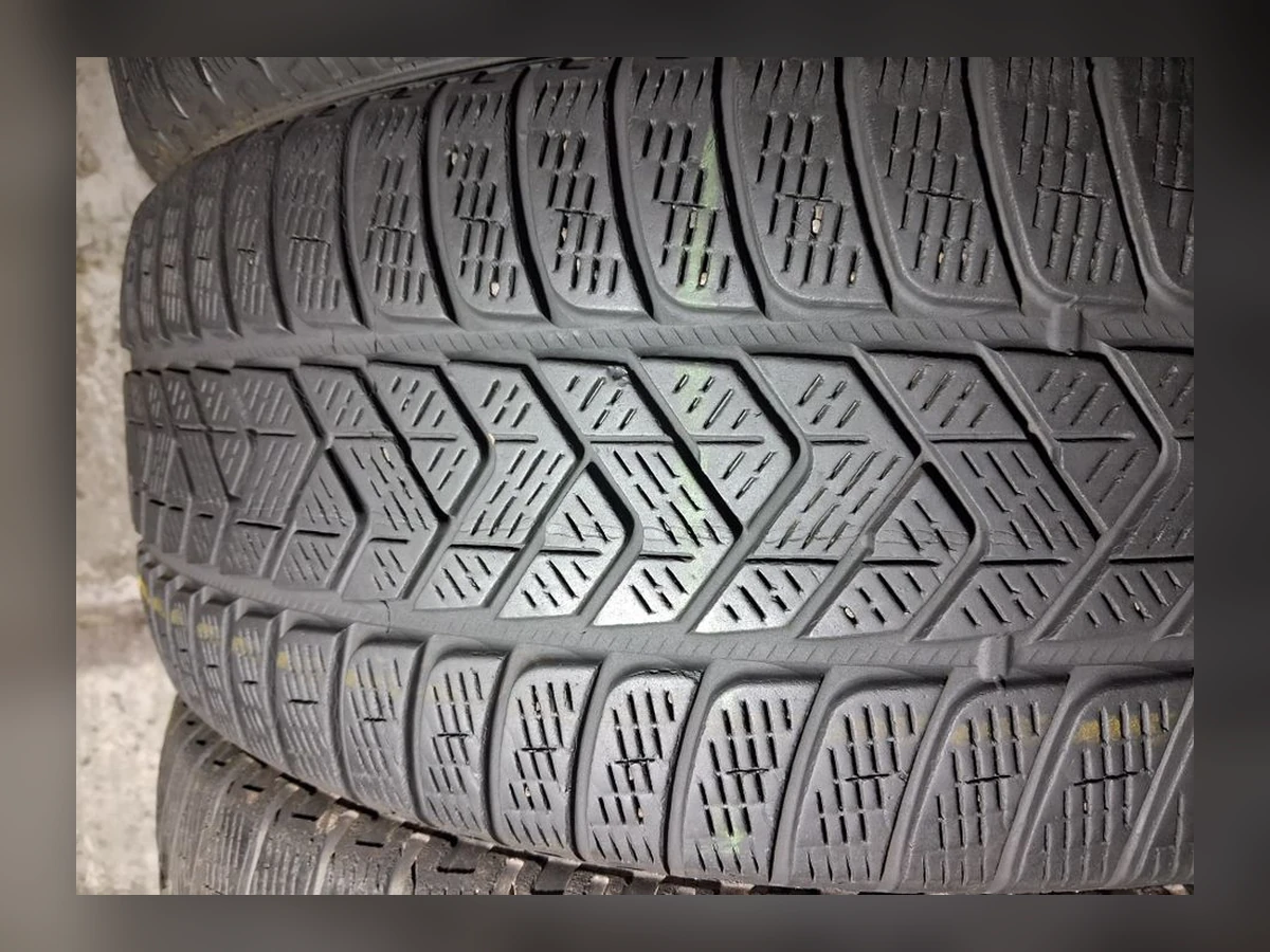Pirelli — Pirelli 235/55 R19 — 235/55 R19