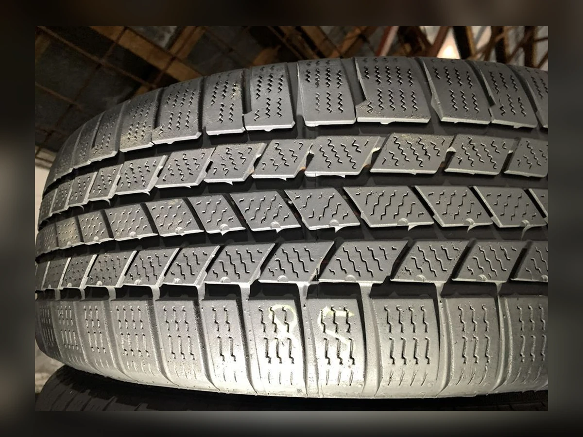 Continental — Continental 235/55 R19 — 235/55 R19