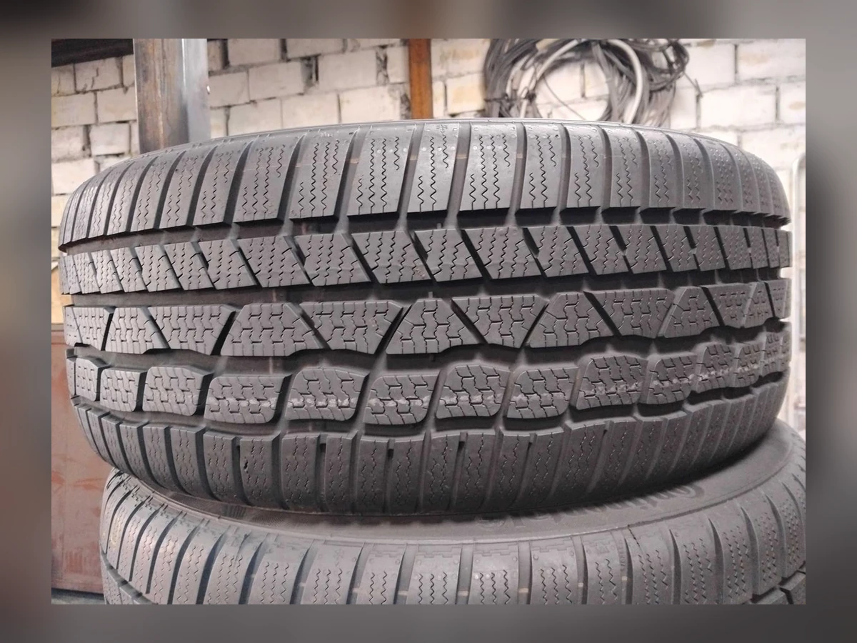 Continental — Continental 235/45 R19 — 235/45 R19