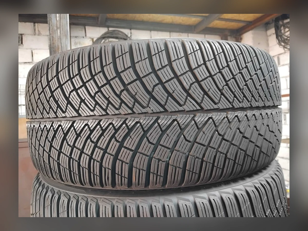 Pirelli — Pirelli 245/40 R19 — 245/40 R19