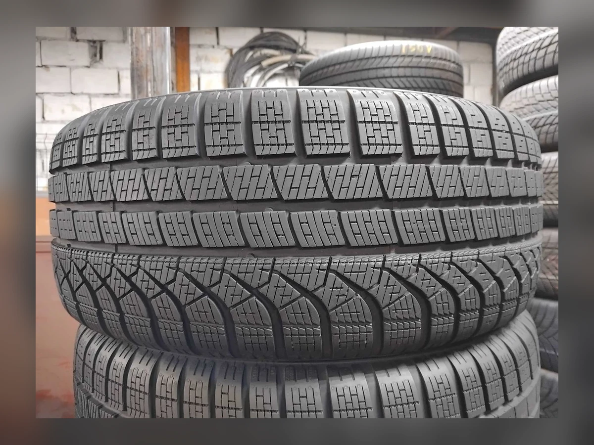 Pirelli — Pirelli 245/40 R19 — 245/40 R19