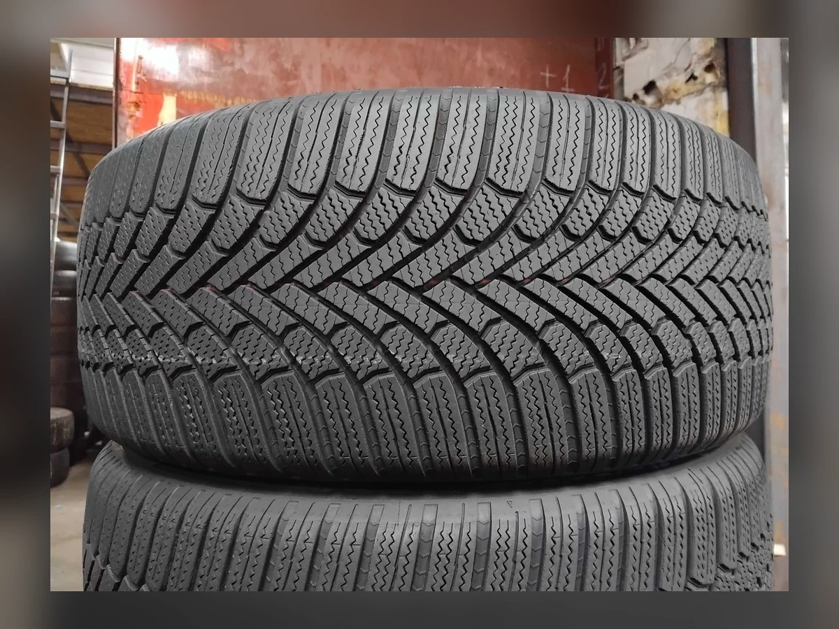 Bridgestone — Bridgestone 255/45 R19 — 255/45 R19