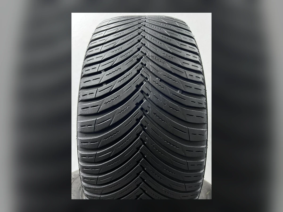 Maxxis — Maxxis 255/45 R19 — 255/45 R19