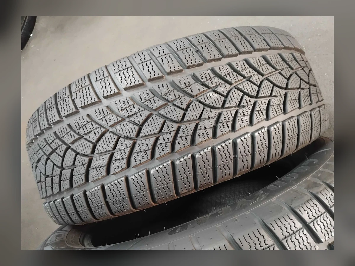 Goodyear — Goodyear 235/55 R19 — 235/55 R19