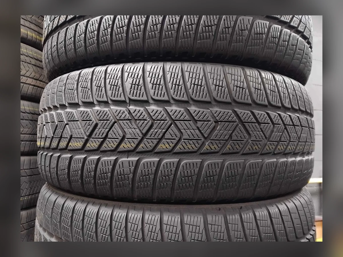 Pirelli — Pirelli 235/60 R18 — 235/60 R18