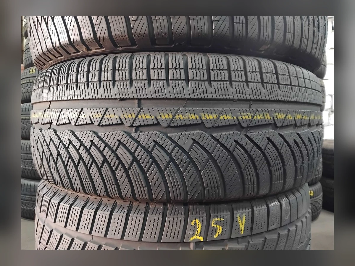 Michelin — Michelin 235/55 R18 — 235/55 R18