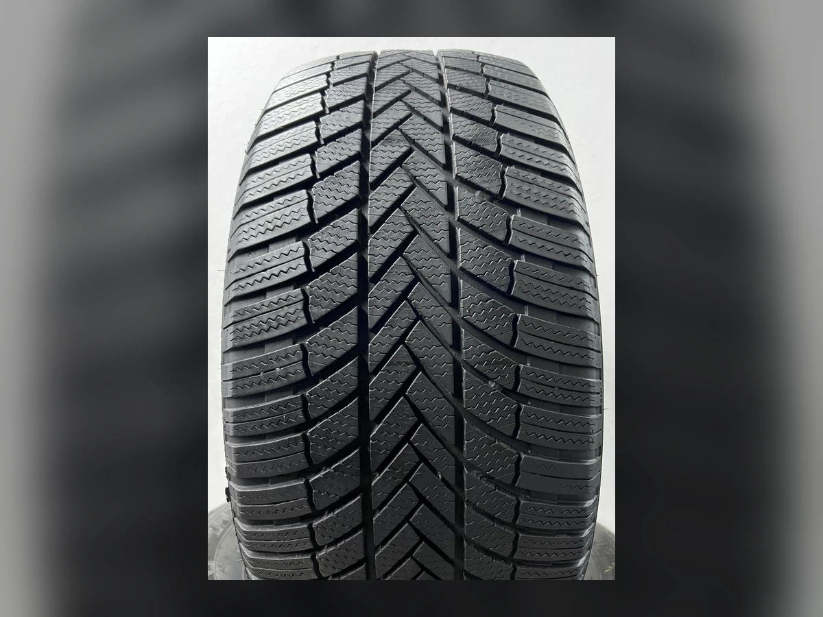 Bridgestone — Bridgestone 255/45 R19 — 255/45 R19
