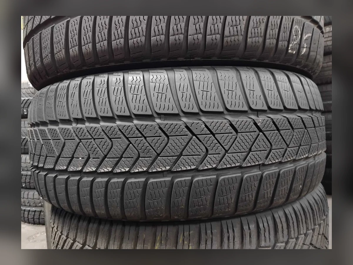 Pirelli — Pirelli 225/55 R18 — 225/55 R18