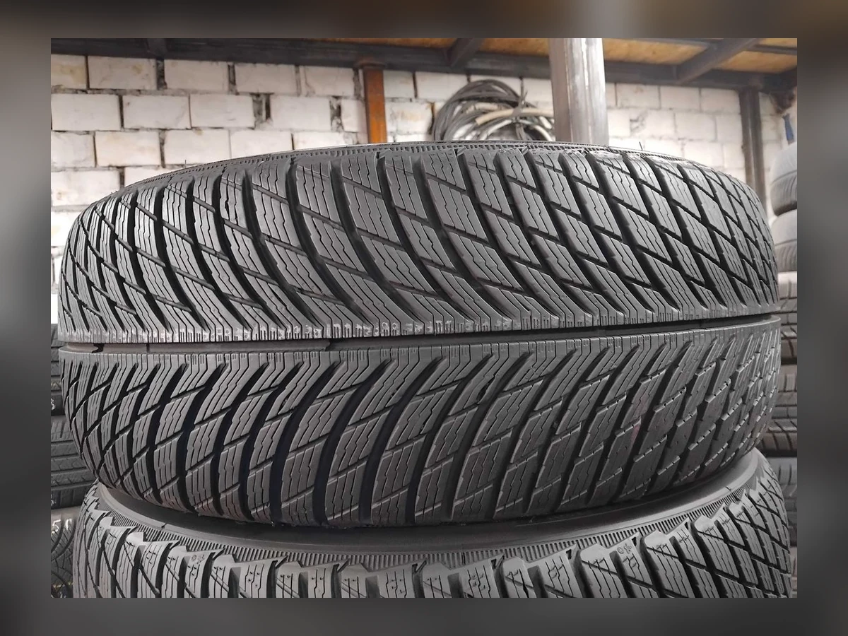 Michelin — Michelin 225/55 R18 — 225/55 R18