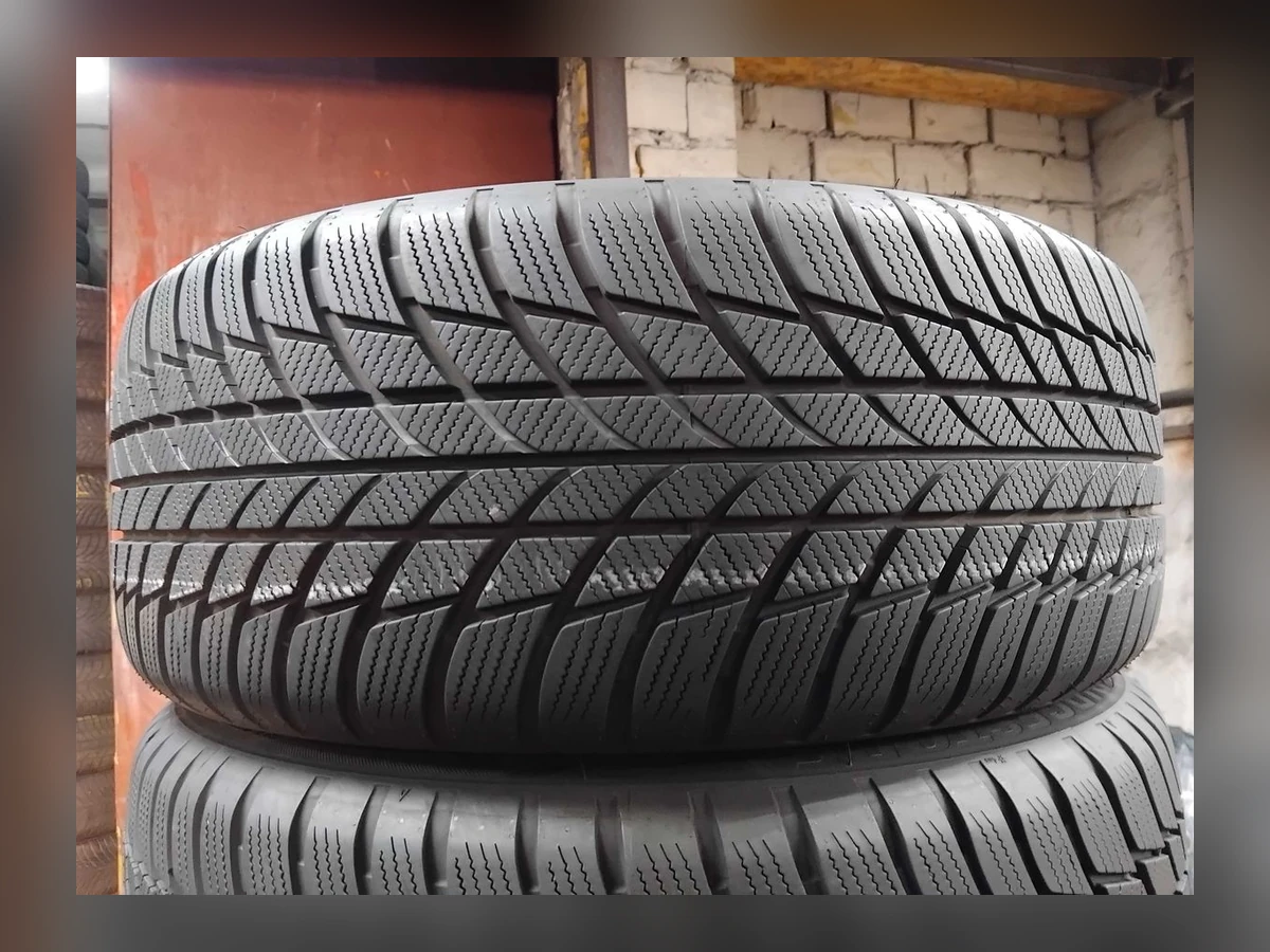 Bridgestone — Bridgestone 225/50 R18 — 225/50 R18