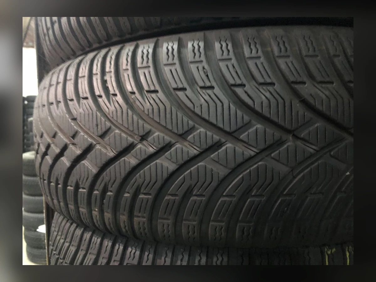 Michelin — Michelin 215/55 R16 — 215/55 R16