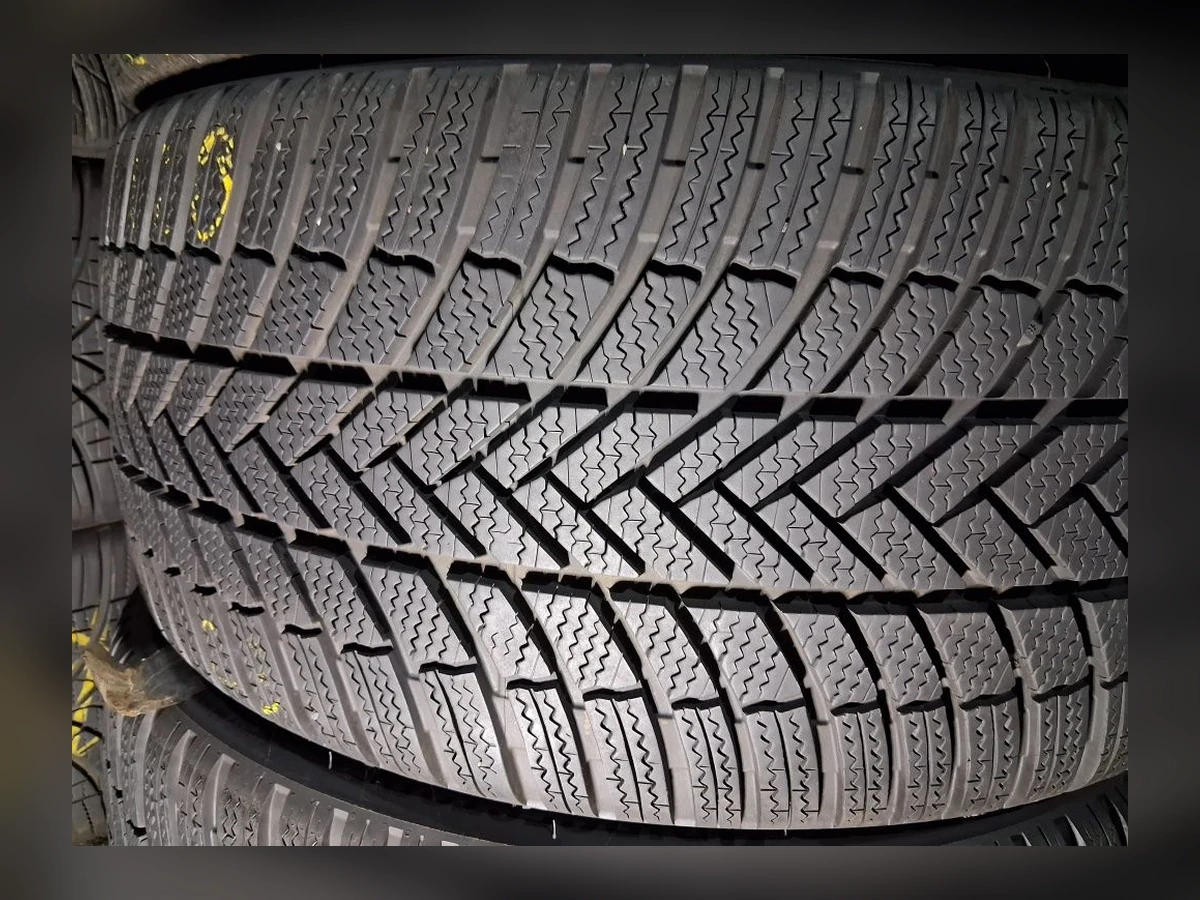 Michelin — Michelin 255/35 R20 — 255/35 R20