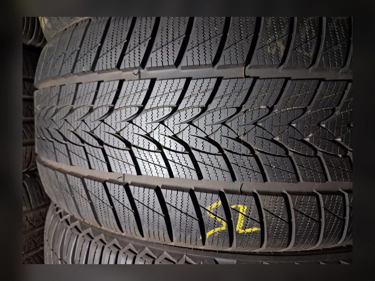 Michelin — Michelin 265/40 R20 — 265/40 R20