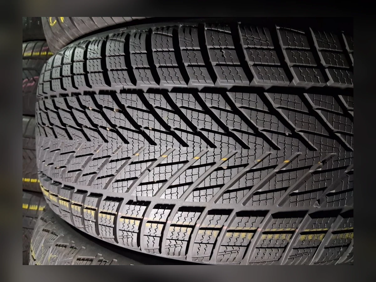 Michelin — Michelin 255/45 R20 — 255/45 R20