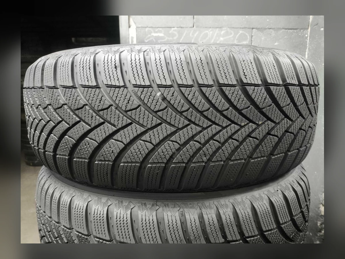 Semperit — Semperit 215/55 R17 — 215/55 R17