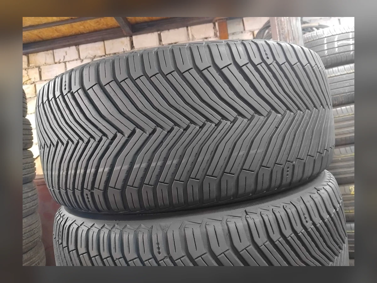 Michelin — Michelin 255/45 R19 — 255/45 R19