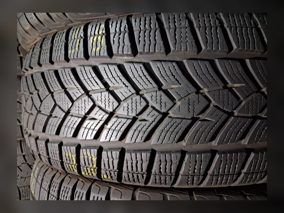 Michelin — Michelin 215/60 R17 — 215/60 R17