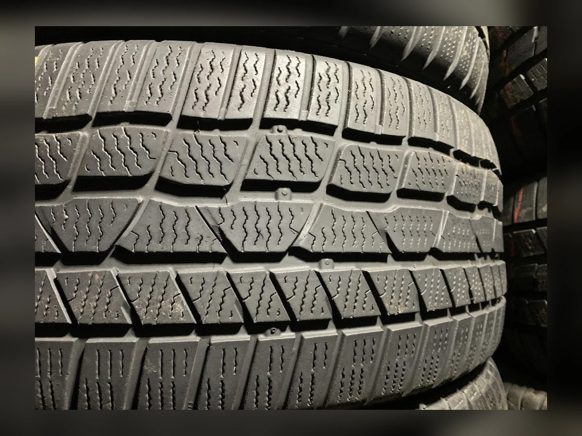 Continental — Continental 215/60 R17 — 215/60 R17