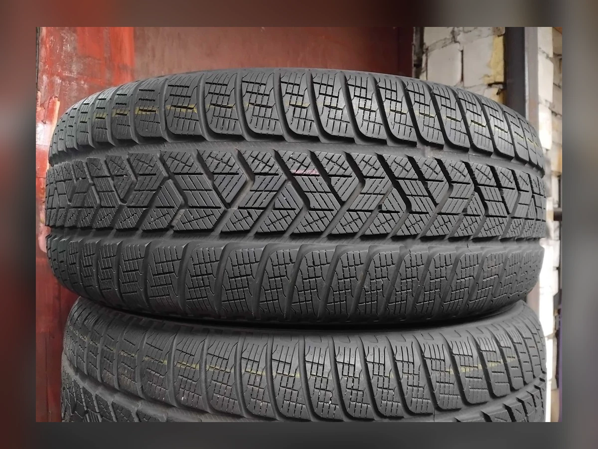 Pirelli — Pirelli 235/65 R17 — 235/65 R17