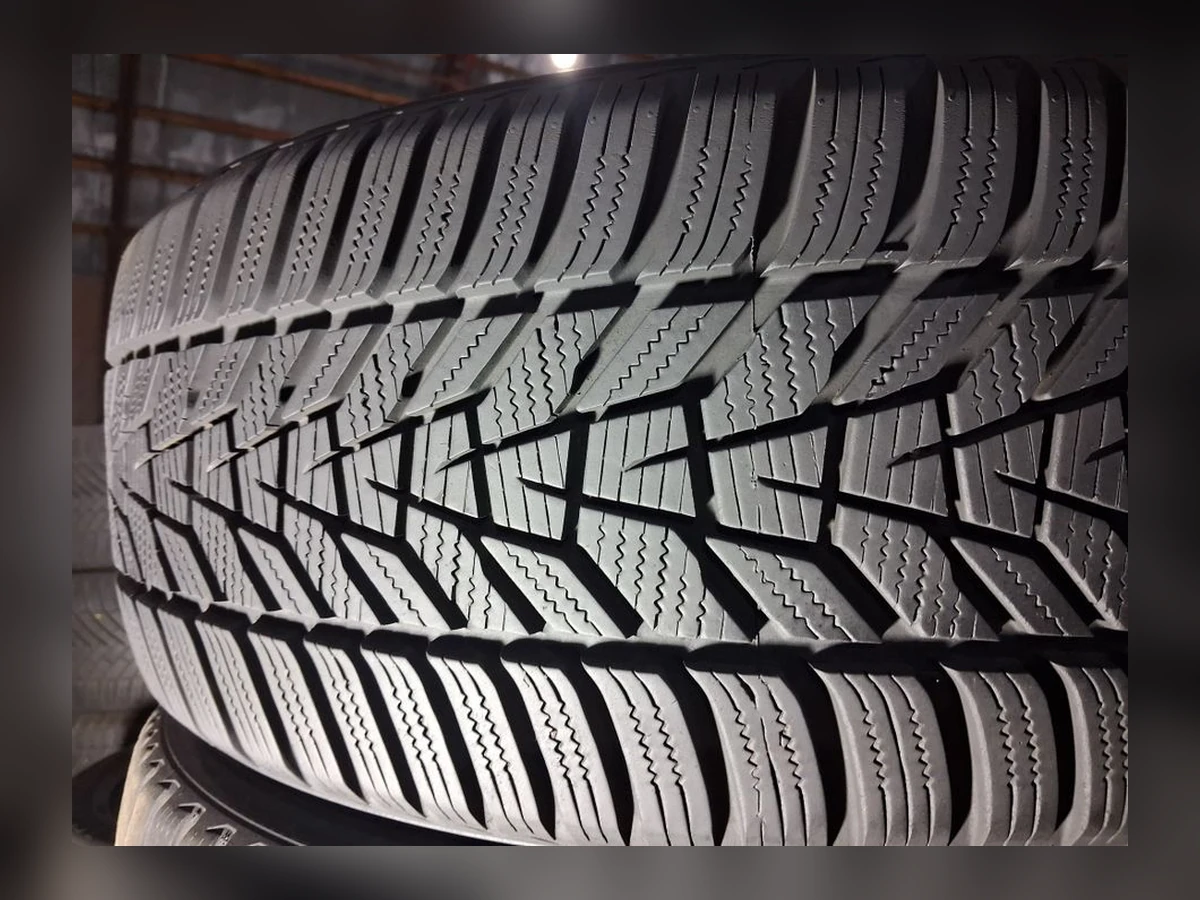 Hankook — Hankook 235/50 R19 — 235/50 R19