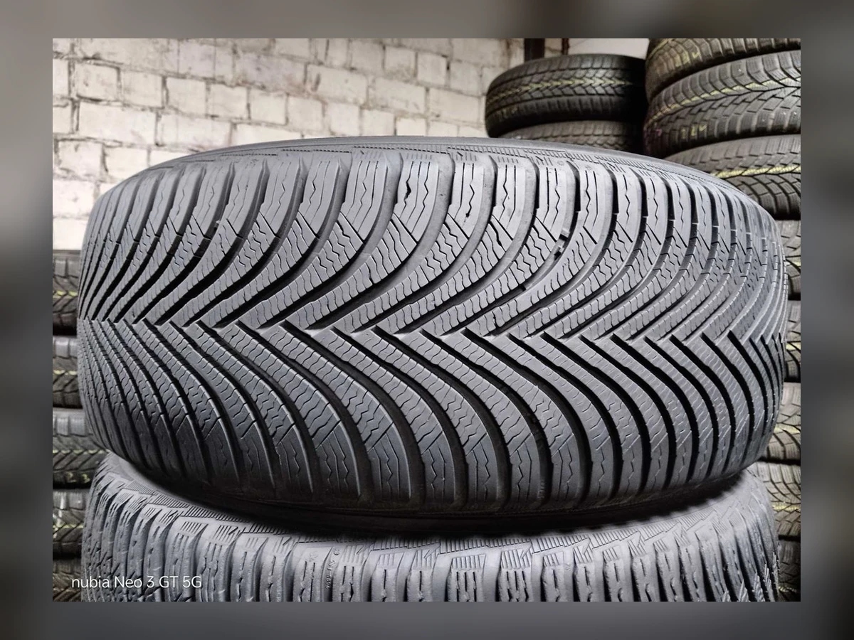 Michelin — Michelin 225/55 R17 — 225/55 R17
