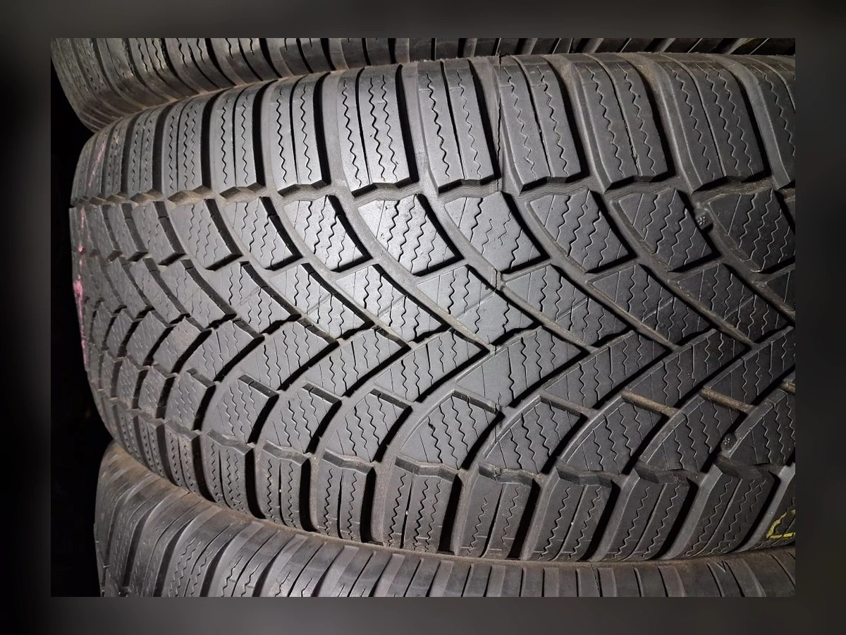 Bridgestone — Bridgestone 235/60 R18 — 235/60 R18